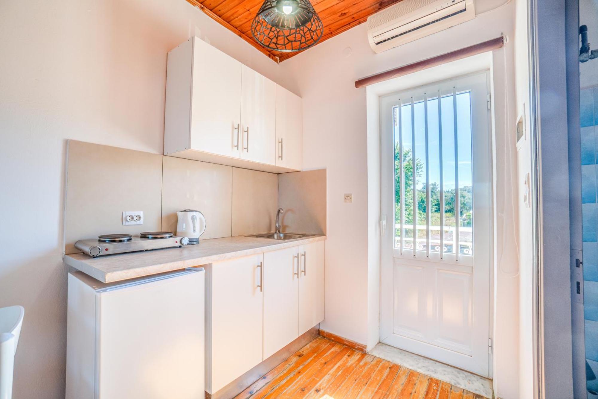 Sandy Beach Houses - Sea View Kávos Екстериор снимка