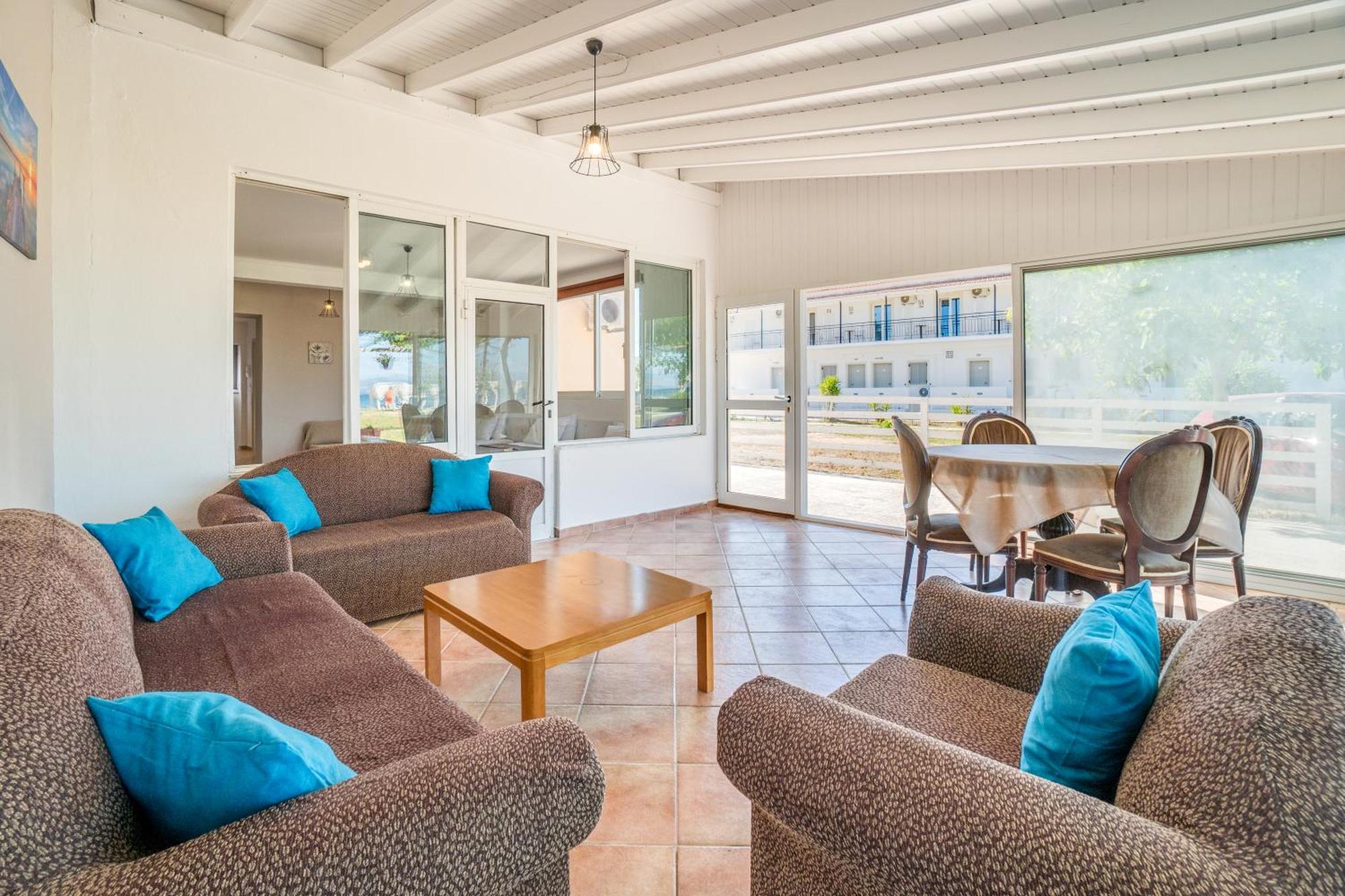 Sandy Beach Houses - Sea View Kávos Екстериор снимка